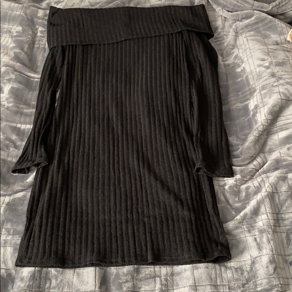 Off the shoulder sweater dress - Picture 3 of 3